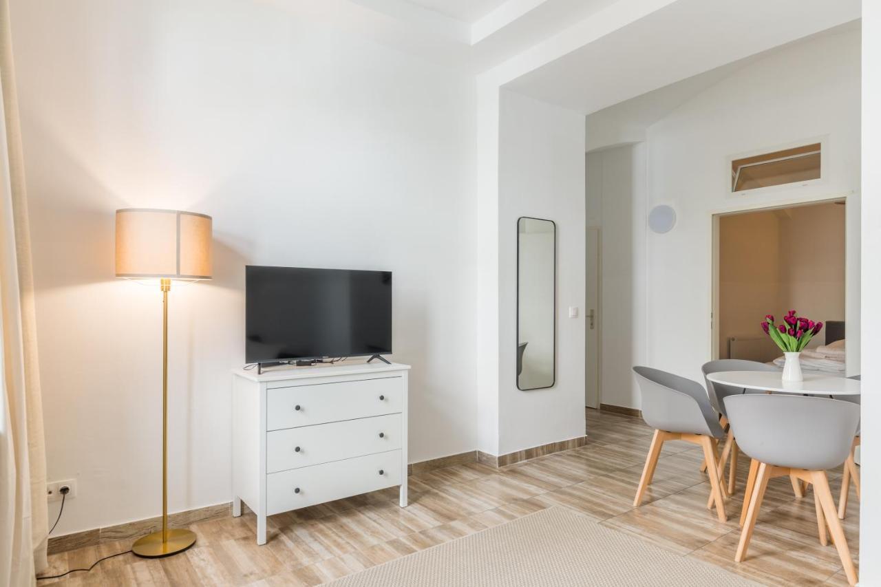 Xxxl Bed/ Free Parking/ Central Bécs Kültér fotó